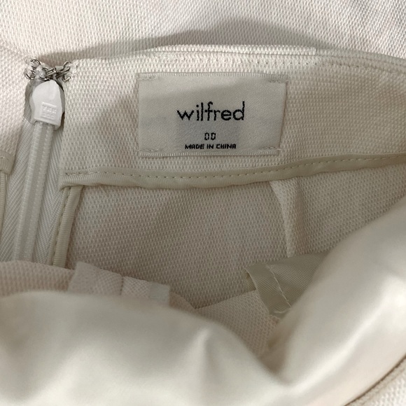 Aritzia Encoulement Wide Leg Crop Jumpsuit w/ Cut Outs - Picture 13 of 16